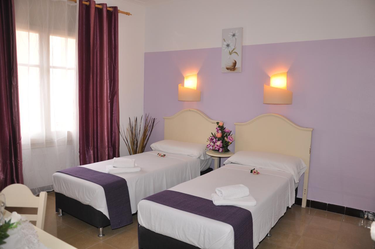 Aparthotel Wellamar Sant Feliu de Guixols Bagian luar foto